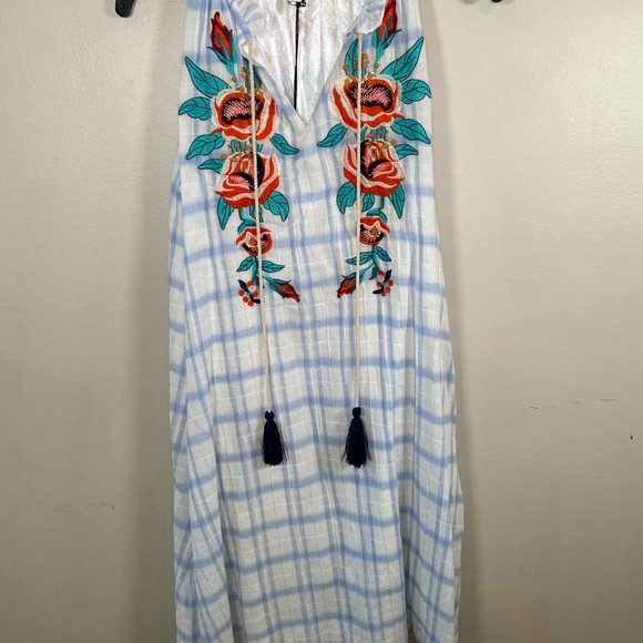 NWT THML Plaid Sleeveless Dress with Floral Embroidery - Picture 2 of 9